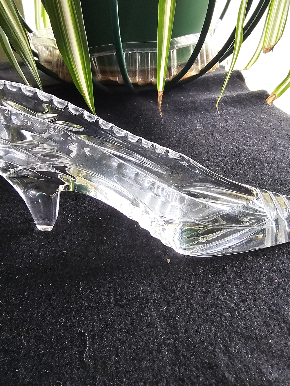 Source Unknown Clear Glass Cinderella Shoe Figurine